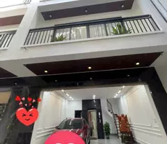 ngoc lam townhouse for sale, 6 floors, car elevator to enter the house