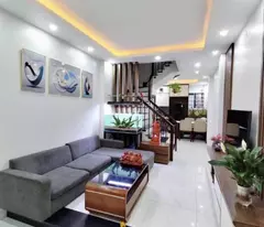 ngoc lam townhouse for sale – top location – extremely low price only 6.x billion area: 46m² – 4 bedrooms –