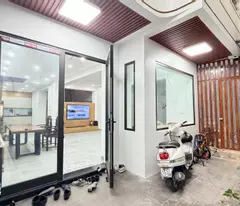 ngoc thuy house for sale, 90m x 4t near the bridge, beautiful design, just over 10 billion