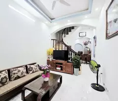 nguyen dinh hoan house for sale 40m x 4 floors - 10.9 billion residential house, corner lot, three-story alley, near the street