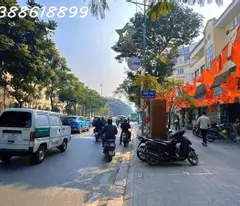 nguyen thai hoc house for sale 60mx5t, mt 4m - car access to the house - 10m to the street