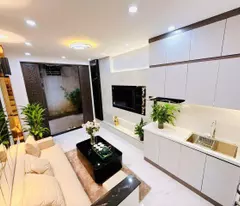 nguyen trai leather house for sale - car parking at the door - more than 10m to the street - price 5.15 billion