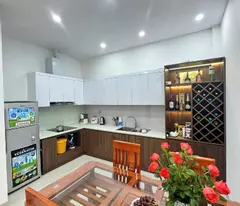 nguyen van cu house for sale 35m2* 5 floors* 6.5 billion, full furniture, parking car