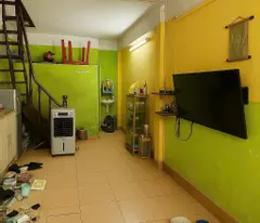 old house for sale district 10, cao thang, car bedroom, square windows 3 x 16 m, 2 floors, price 7.9 billion
