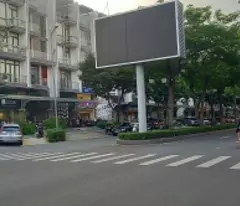 only 1 apartment with 5x23m business front, 5 floors right in van phuc city price 15.x billion