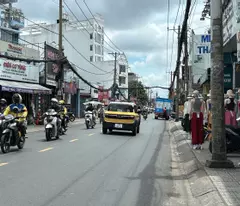 only 13.5 billion with business value near 405 thong nhat 4 floors tn 40 million 80m2 (4x20) near nguyen du school.