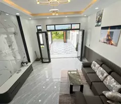 only 1.8 billion to get a 80m2 2-floor main house in hcmc now