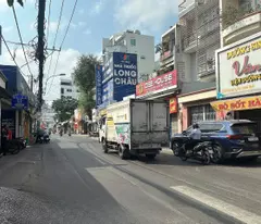 only 26 billion to have a commercial house near ba chieu market, 4.7m wide, 124m2, 5 floors, bustling phan van tri business.
