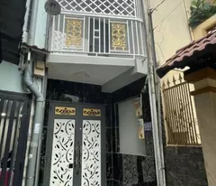 only 30m from hanh, right next to university of finance and marketing - deposits are 60 million vnd per year - full functions -
