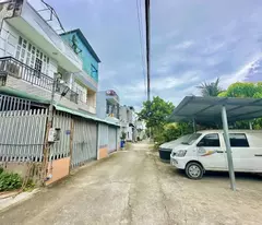 only 3.8 billion in long truong district 9. private red book, very good right in the center