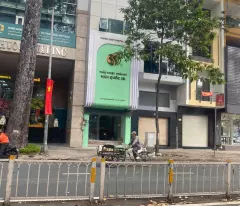 +only 39.9 billion quick close-house for sale in front of tran hung dao p2 q5 4.1x25m level 4 house-convenient for new construction