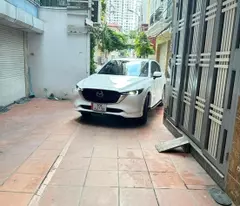 only 4.8 billion - beautiful house - corner lot - car parking - near the korean embassy