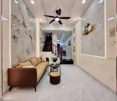 only 4.x billion tl! house for sale 46m², 3 floors/3 bedrooms, car alley, le duc tho go vap!