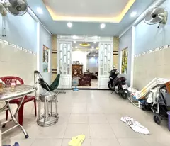 only 5.15 billion tl! nguyen thai son – 3 floors – with ground bedroom – near gia dinh cv