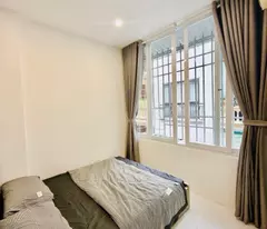 only 6 billion to own a house near lac long quan street 36m², 5 floors, built by people