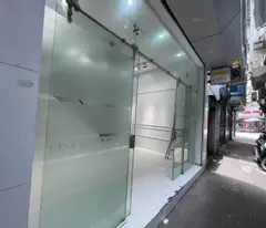 only 7.5 billion to own a central house in dong district, multi-lot corner on business lane, wide front front