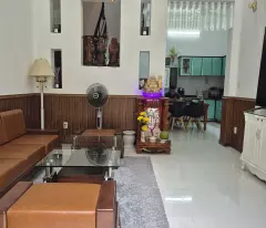 only 8.5 billion tl, 7m alley, ground floor 2 st floors, 4 bedrooms, 4 bathrooms, near bau cat 2 cc, ward 10
