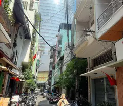 owner for sale house with 3 car faces on ham nghi & hai trieu & nguyen hue streets - building view