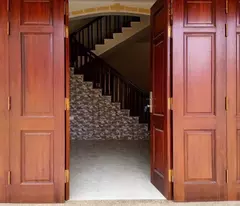 owner needs to sell 2-story house ly - north hong - hanoi - near business area - only 3 billion