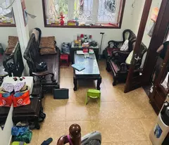 owner needs to sell da tuong townhouse, hoan kiem 40mx4txmt4m, car, business, price 8.5 billion. contact: 0366051369