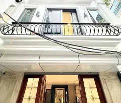 owner needs to sell hoa lu apartment - two ba trung.