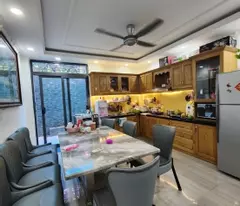 owner needs to sell house at le van sy, ward 11, phu nhuan