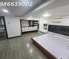 owner needs to sell house ly near ho thi ky market 34m2 for 3x billion (negotiable)