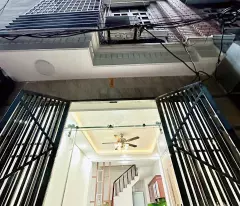 owner needs to sell nguyen khai house, vinh hung, hoang mai, offering price 6.99 billion