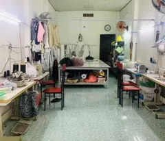 owner needs to sell quickly level 4 house, street 22, 55m2 next to industrial and commercial tower, price only 3 billion 450 tl