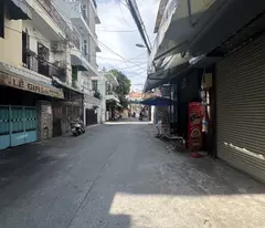 owners for sale a house on ton that thuyet street - rare large cod ngamg house-