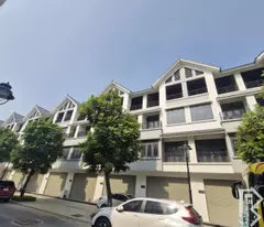owners urgency townhouse next to 17m road, anh quoc area, hinode kim chung urban area, hoai duc