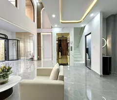 pham van dong house for sale 35m2x5t, exactly 30m to avoid cars, parking day and night, 7.9 billion
