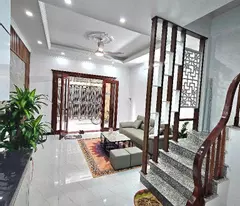 🚗 phu loi house for sale - long bien - 30m² - 4.5m square meter - 5 floors - price: 6.3 x billion - farm lane - 4 parking oto