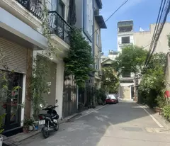 private house for sale 18 billion 85m sidewalk plot for business cars, long bien