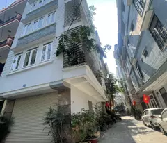 private house for sale in khuong trung - 50m corner lot - division - est price for cars on the market