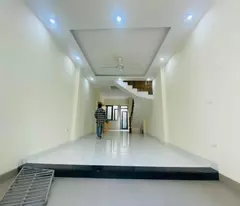 private house for sale - long bien 6.5 billion 47m, 4 floor residential building, 3.7m mt, near cars, full facilities.