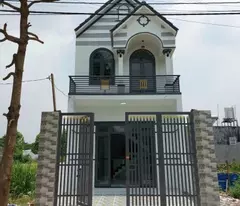 private residential pink window house for sale, right at thanh phu market, 2km from changshin, price 1 billion 7