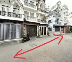 quang trung gv house for sale - adjustable plot close to quang trung's front - trucks avoid cars - full interior