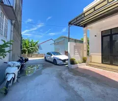 quick sale of a beautiful automobile house - phu thuong