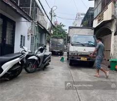 quick sale of house in alley 8m go dau - 77m2 2t near tan huong - only 6m