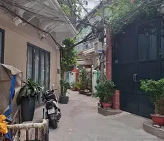 quickly beautiful house in district 5, ho chi minh city