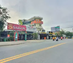 rare restaurant for sale, huge business frontage, 6m tang nhon phu a, thu duc
