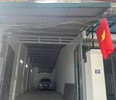 real estate house for sale with red book in progress in hoang mai factory, lane 225 nguyen duc canh oto enter the house