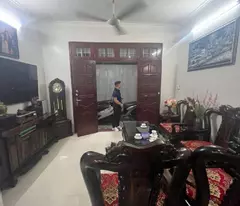 💥💥💥residential house for sale on hoang cau street, near cars, 5 floors 45/50m2 price only 10.7 billion