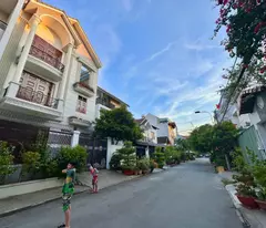 riverside villa - 3 floors - right gigamall - 8x15m 10m street - only 15 billion