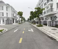 sale 147.6m2 adjacent to eurowindow twin parks - 10m frontage, "miniature europe", luxury living