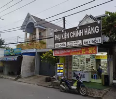 sale: 215 m2 business front house, blooming back, close to gia vien tan hiep market, two truck road