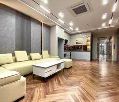 * sale - 6-floor elevator apartment_ surrounding hoa binh cv/ diplomatic union - area 35m x 6 floors - pine lane face -