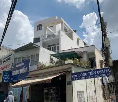 sale in 8m binh thanh alley, next to hutech university, super good business location