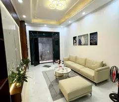sale in phung chi kien 40m2 - approximately 6 billion - farm lane - corner lot - high security.
